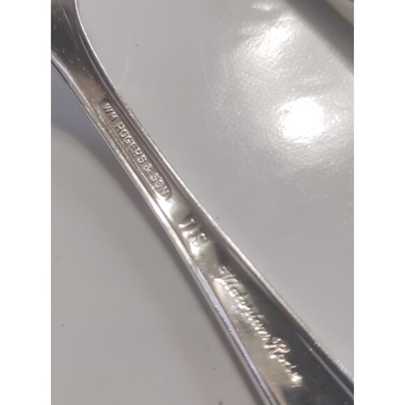 Vintage WM Rogers & Son Silver Plated Cutlery Set - Picture 7 of 14